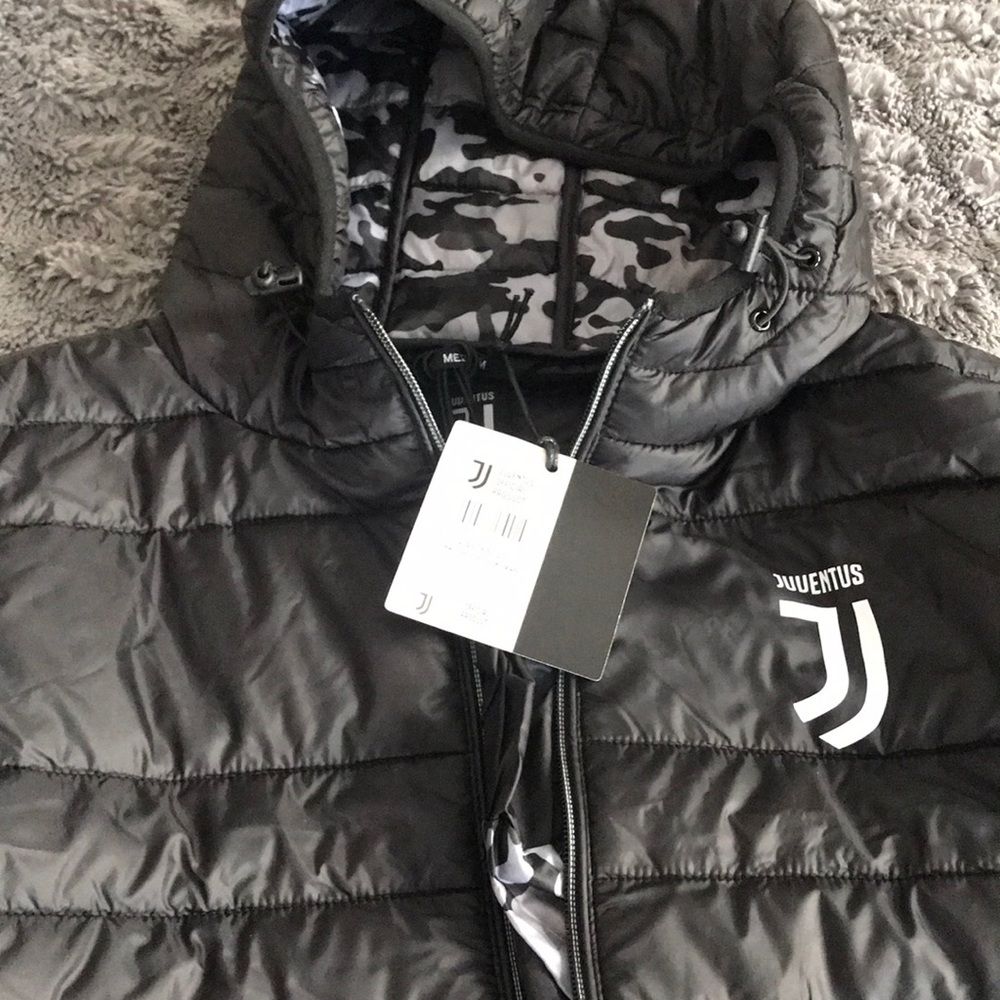 Never worn juventus jacket
